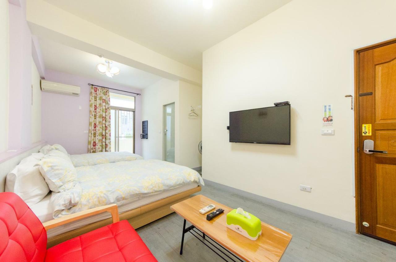 Beautiful Dream Tainan Homestay Exterior photo